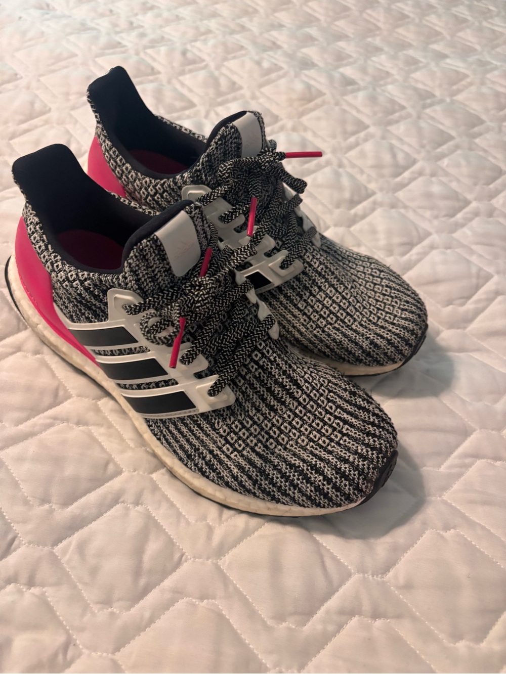 adidas  Ultraboost 4.0 Running Shoe - Black/Pink/White  Big Kids 7 /Women’s 8.5